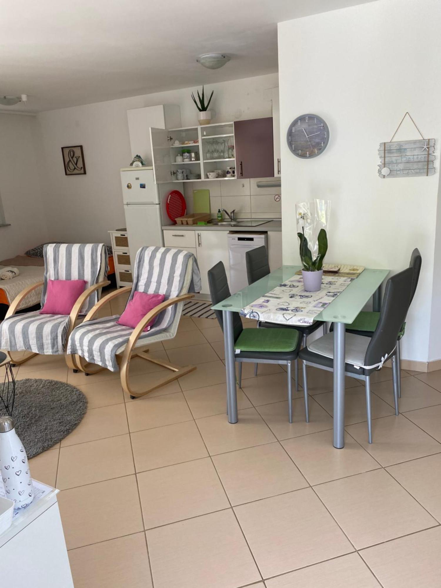 Apartman Igor Cizici Exterior foto