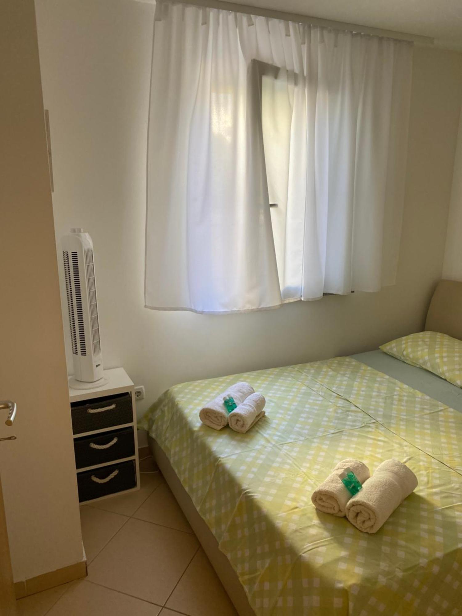 Apartman Igor Cizici Exterior foto