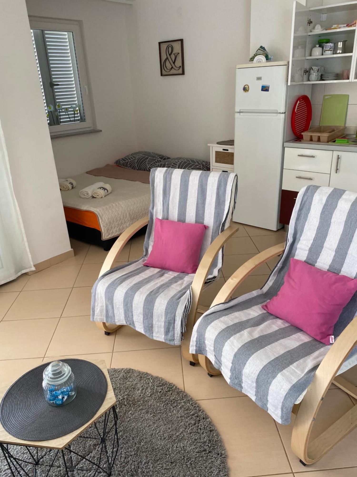 Apartman Igor Cizici Exterior foto