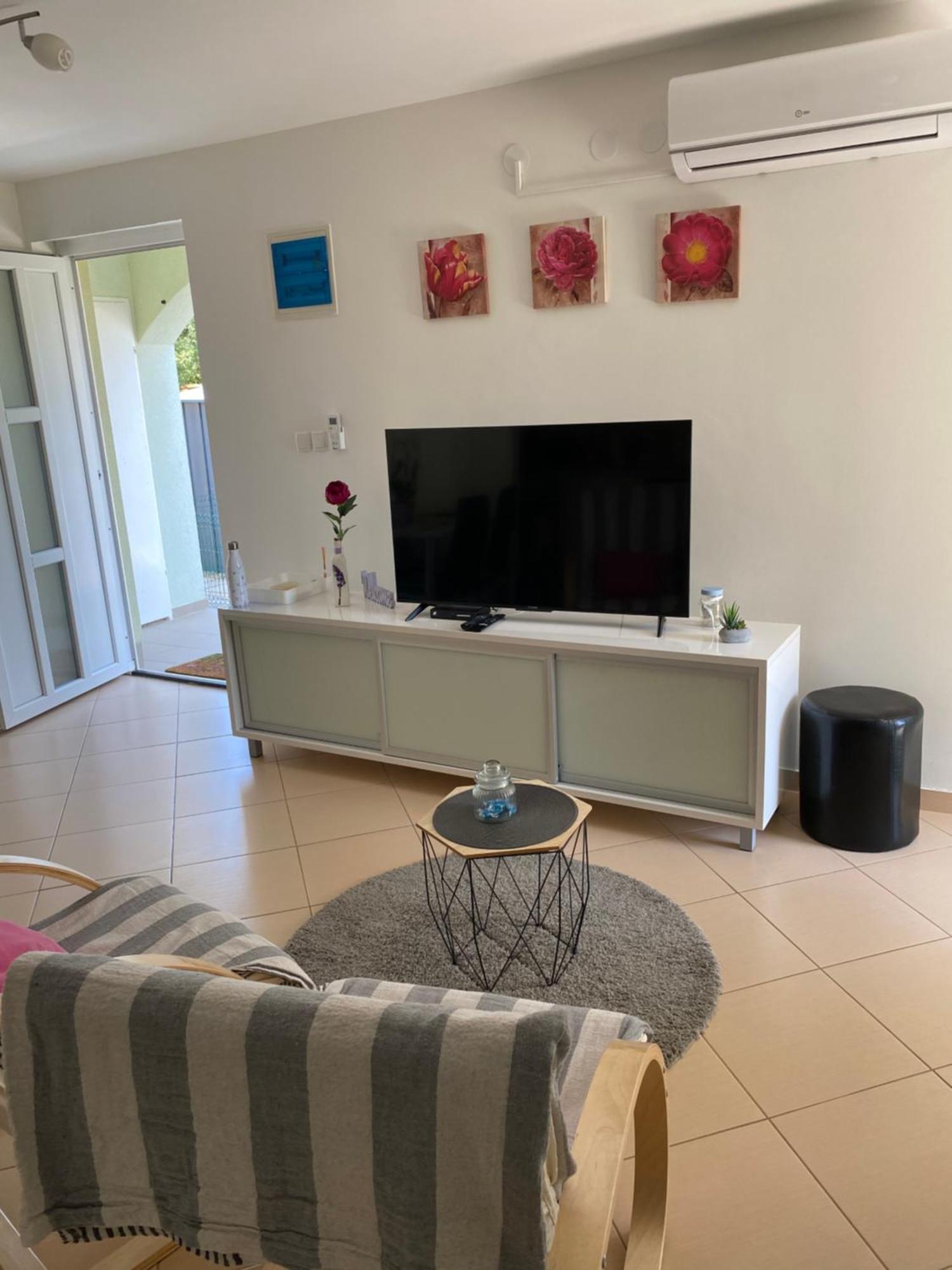 Apartman Igor Cizici Exterior foto
