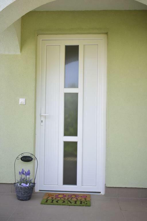 Apartman Igor Cizici Exterior foto